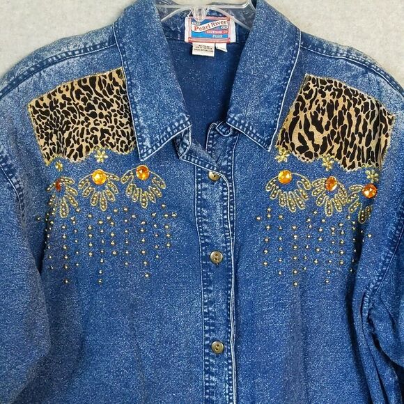 Pearl River Rhinestone Animal Print Denim Shirt Women's Plus 2X VINTAGE - Picture 2 of 4